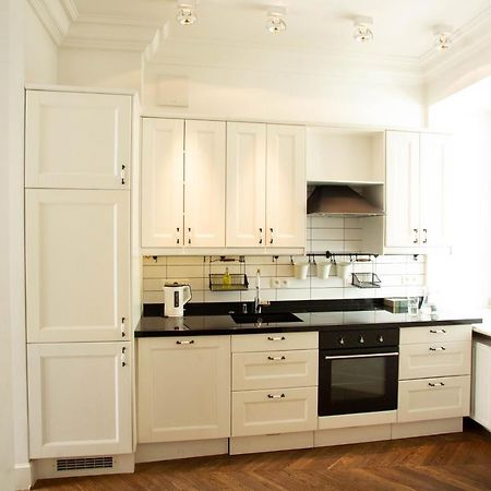 City Center - Golden Apartments - Dobr11A Varşova Dış mekan fotoğraf