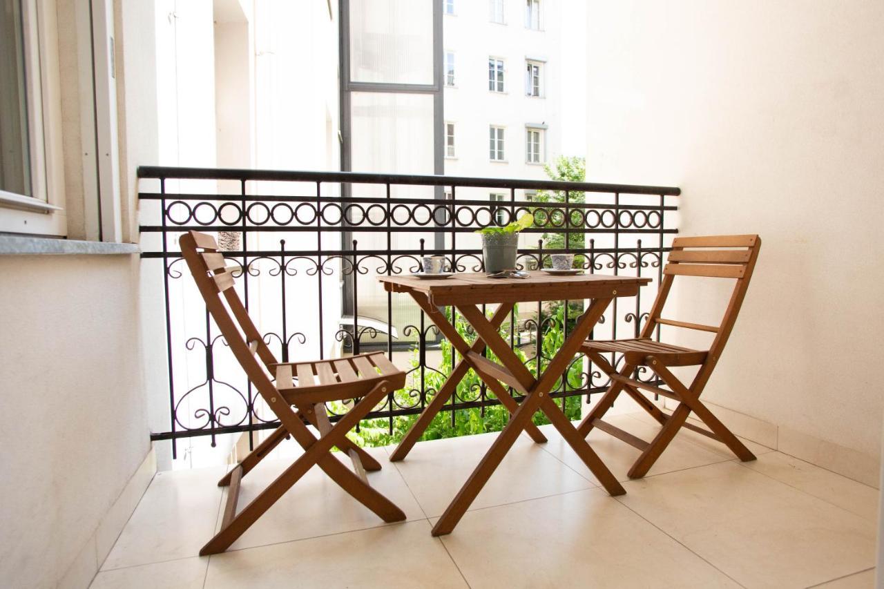 City Center - Golden Apartments - Dobr11A Varşova Dış mekan fotoğraf
