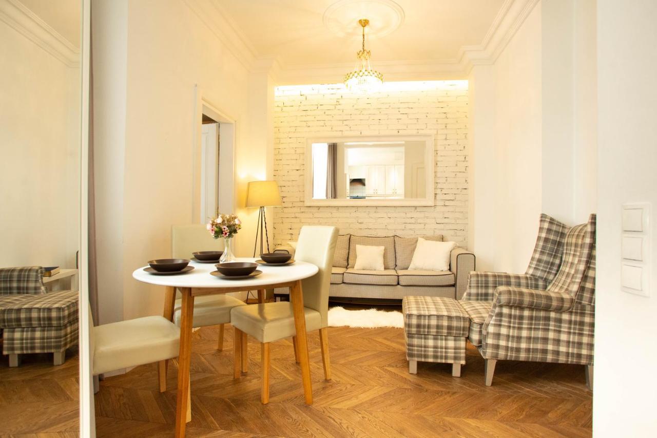 City Center - Golden Apartments - Dobr11A Varşova Dış mekan fotoğraf
