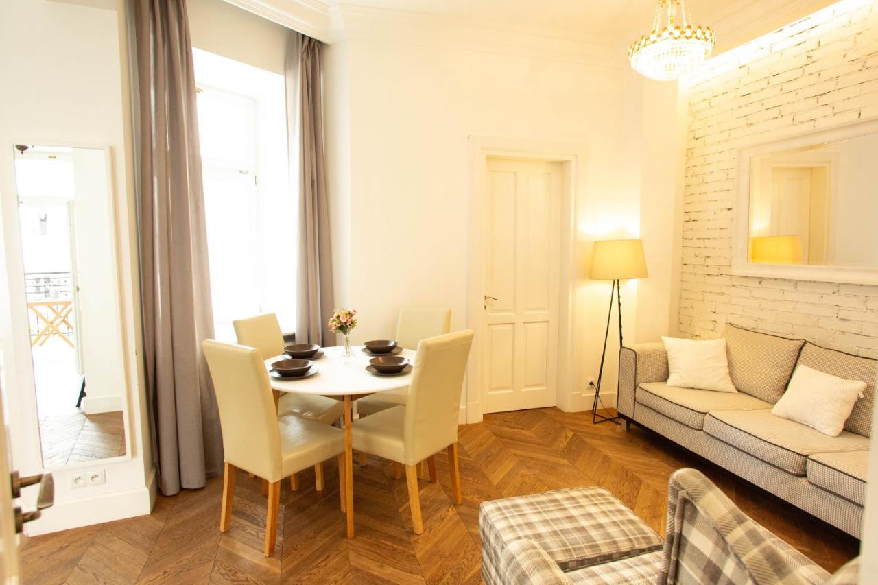 City Center - Golden Apartments - Dobr11A Varşova Dış mekan fotoğraf